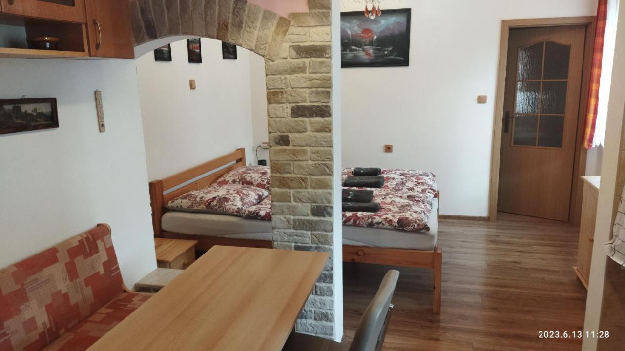 Apartmány pod Barunčinou školou Ceska Skalice Exterior foto